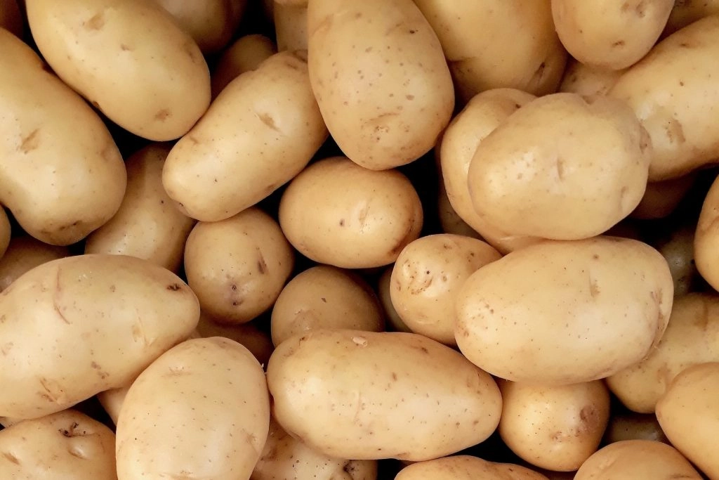 How To Use Potato for Your Face: Potato Skin Benefits